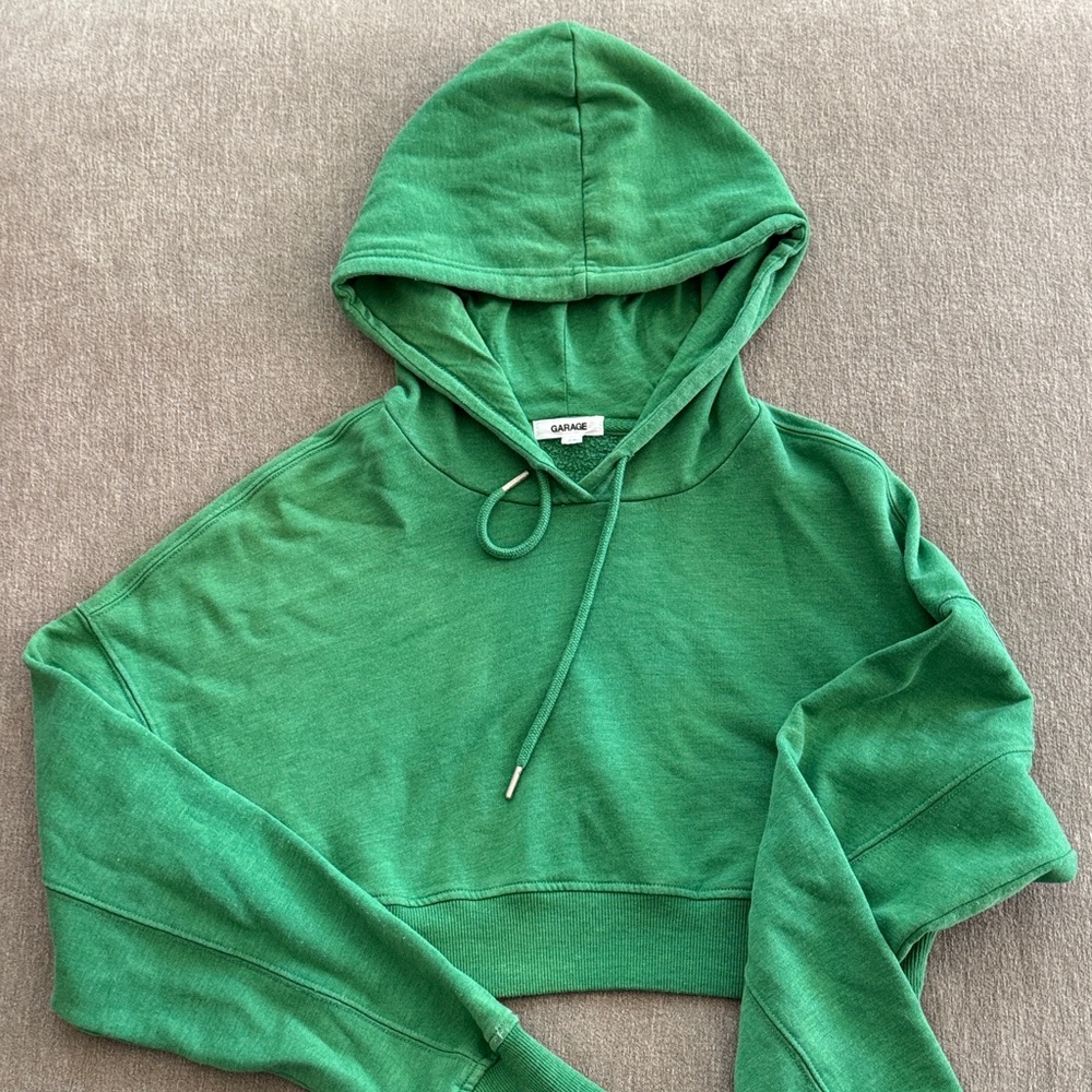 Garage cropped Hoodie